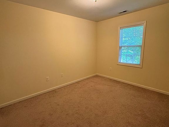 5th image of 1216 14th St NE