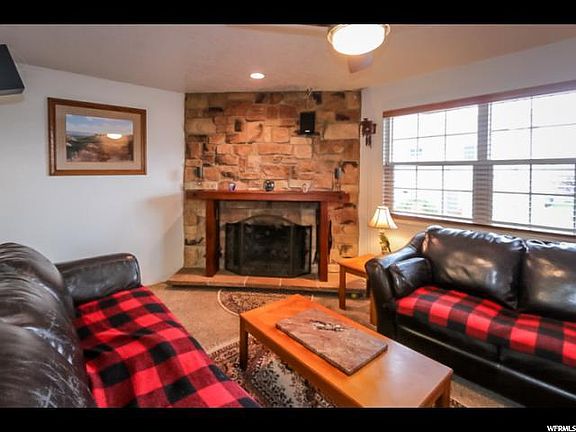 3rd image of 8278 S Williamsburg Park Cir