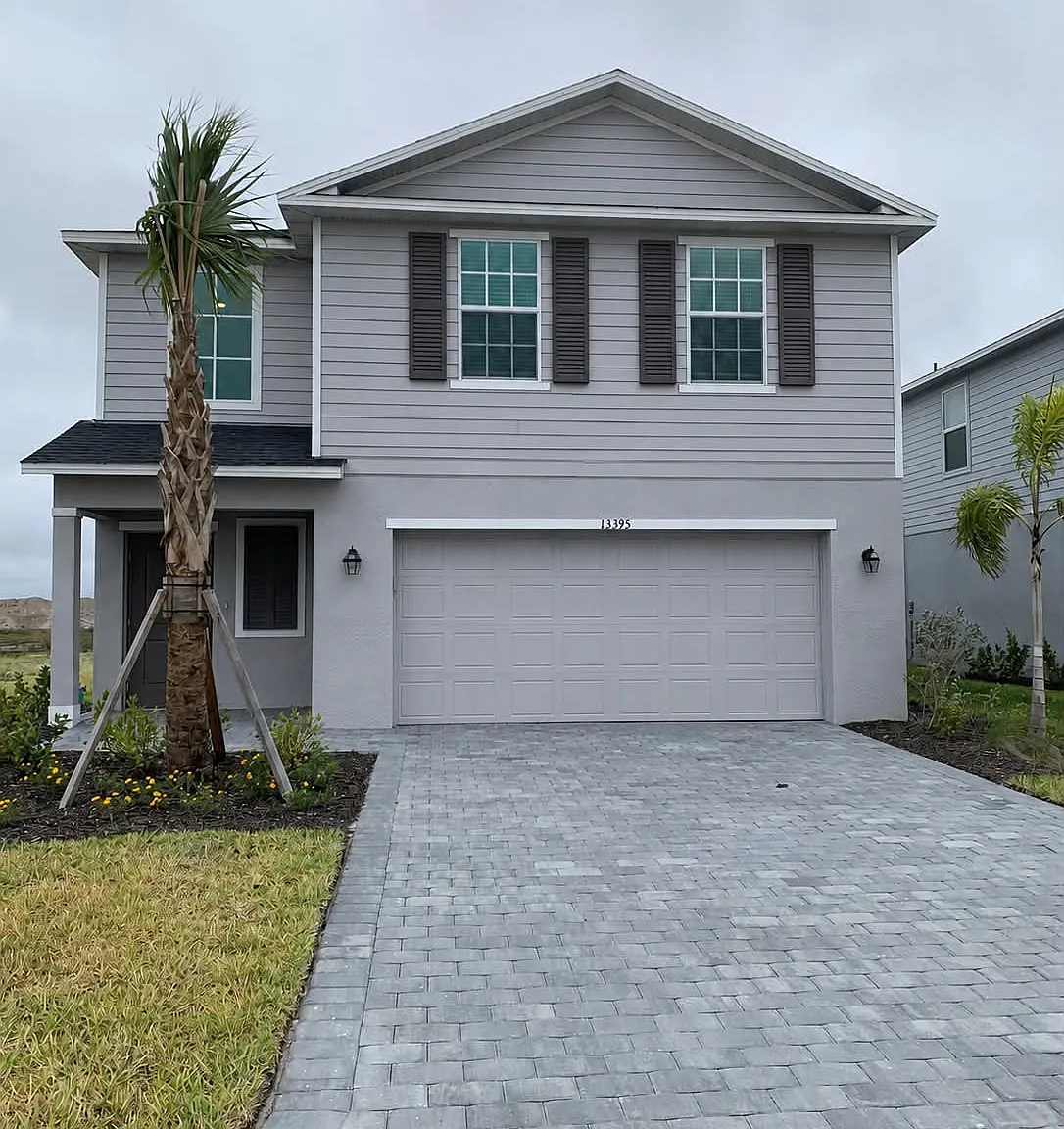 4 bed, 2.5 bath, 1800 sqft, $2,550 — Photo 1