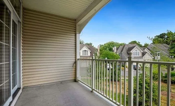 109 Turlington Ct — Photo 9