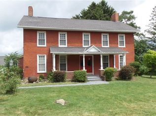 3191 Lower Mountain Rd, Sanborn, NY 14132