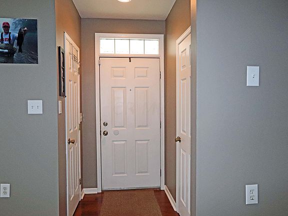 5th image of 318 Southworth Dr