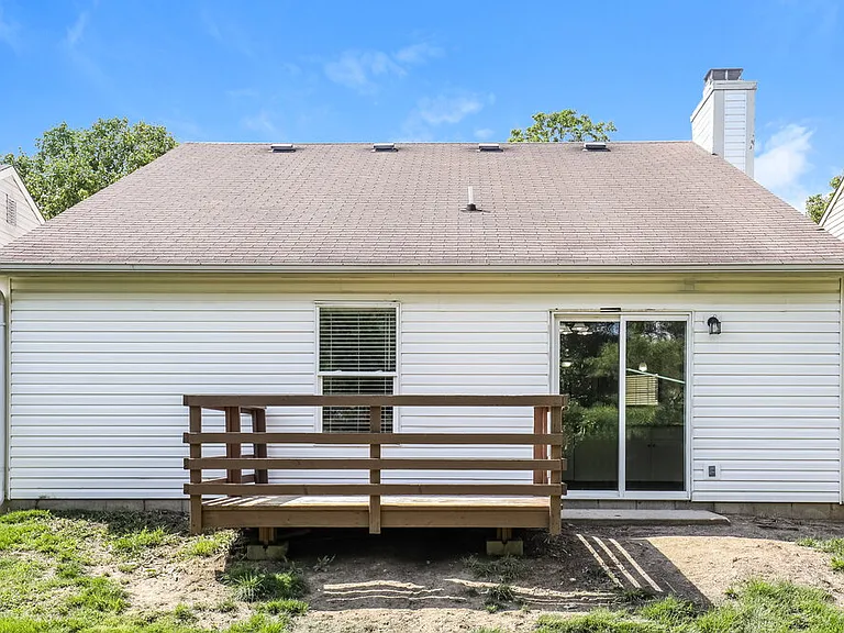 6439 Titania Dr — Photo 16