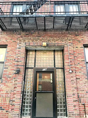 Rented by Lang Realty LLC | media 27