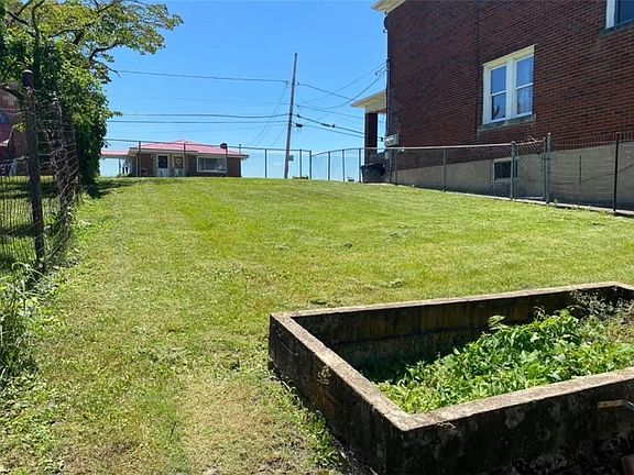 5th image of 522 Patton Ave