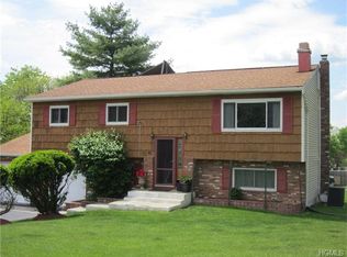 21 Decker Dr, Washingtonville, NY