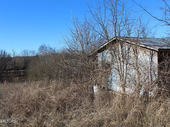 5th image of 730 Old Lee Hwy