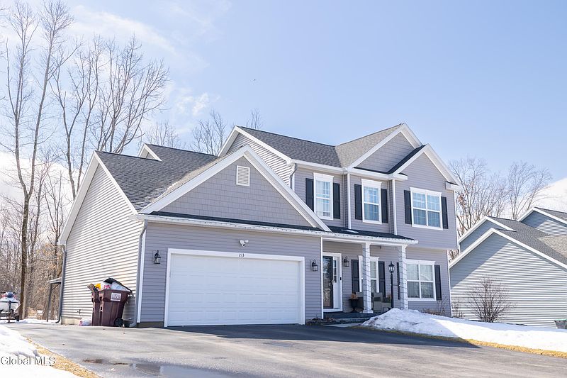 2nd image of 213 Park Ridge Drive