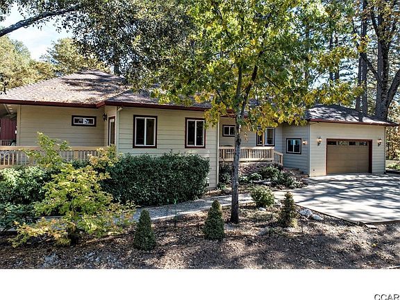 2nd image of 1201 Heather Dr #2