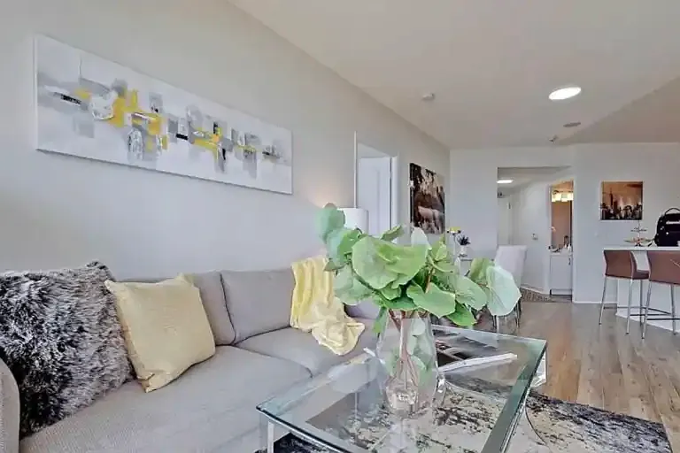2230 Lake Shore Blvd W #2207 — Photo 6