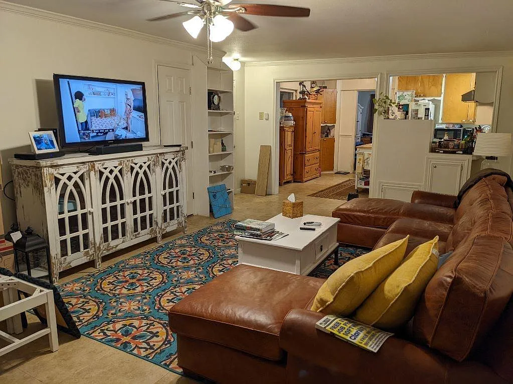 3 bed, 2.0 bath, 1504 sqft, $1,875 — Photo 3