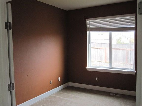 5th image of 13501 168th Street Ct E