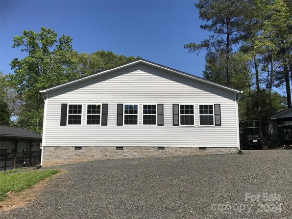 106 Overland Trl, Mount Gilead, NC 27306