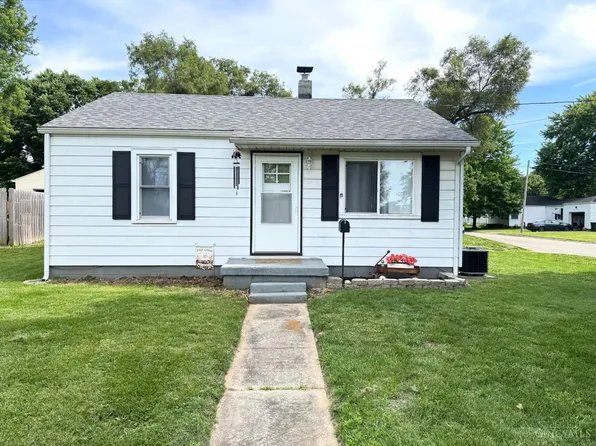 201 Ohio Ave, Trenton, OH 45067