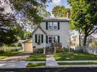 52 Elm Ave, Fairhaven, MA 02719