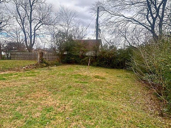 5th image of 2932 Hale Ave
