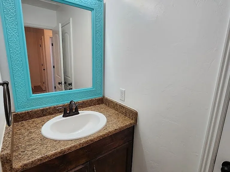 1000 E Bluff View Dr #94 — Photo 18