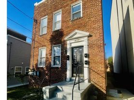 1926 Naylor Rd SE, Washington, DC