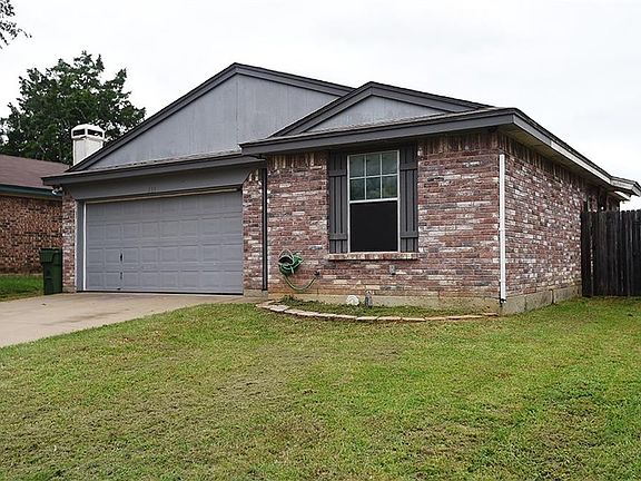4th image of 513 Mockingbird Dr