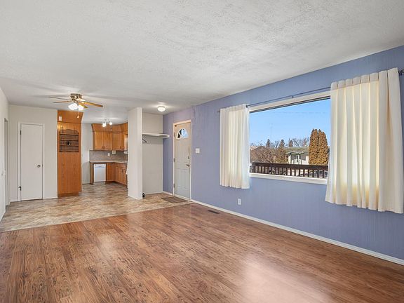 4th image of 4807 45th St