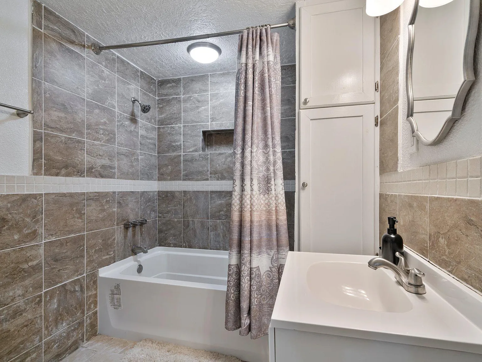4 bed, 3.5 bath, 1456 sqft, $685 — Photo 4