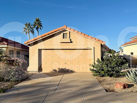 3rd image of 7740 W Julie Dr