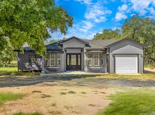 342 Hickory Rd, Poteet, TX 78065