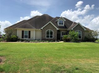 713 Bar X Trl, Angleton, TX 77515