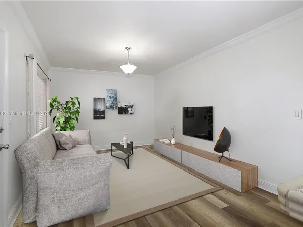 1014 Salzedo St APT 310, Coral Gables, FL 33134