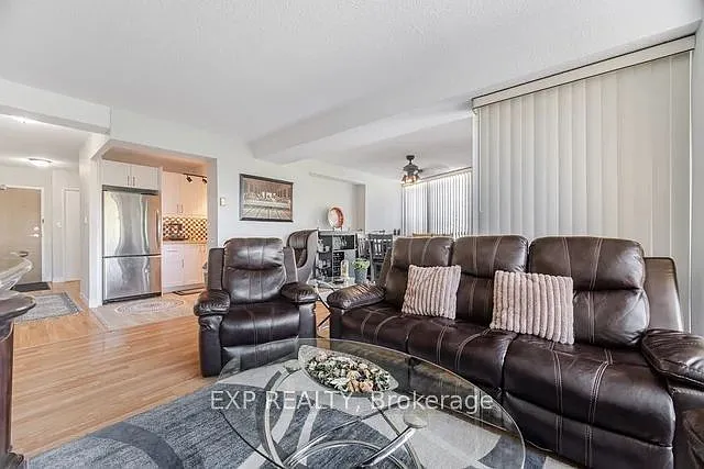 150 Charlton Ave E #608 — Photo 10