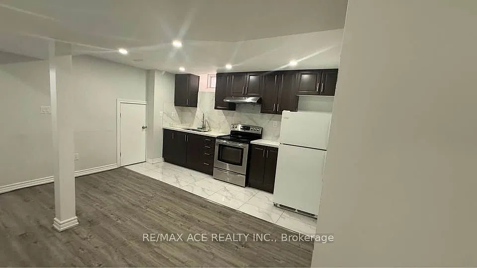 2 bed, $1,695 — Photo 4