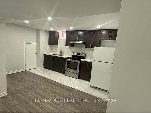 4th image of 54 Bethany St #Basement
