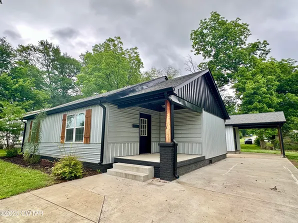 1023 S High St, Trenton, TN 38382