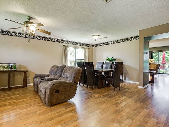 4th image of 118 Rock Canyon Dr