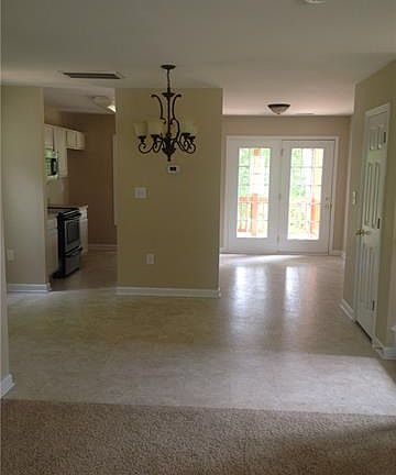 4th image of 363 Brookfield Dr