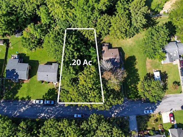 510 Rosewood Dr, Lexington, NC 27292
