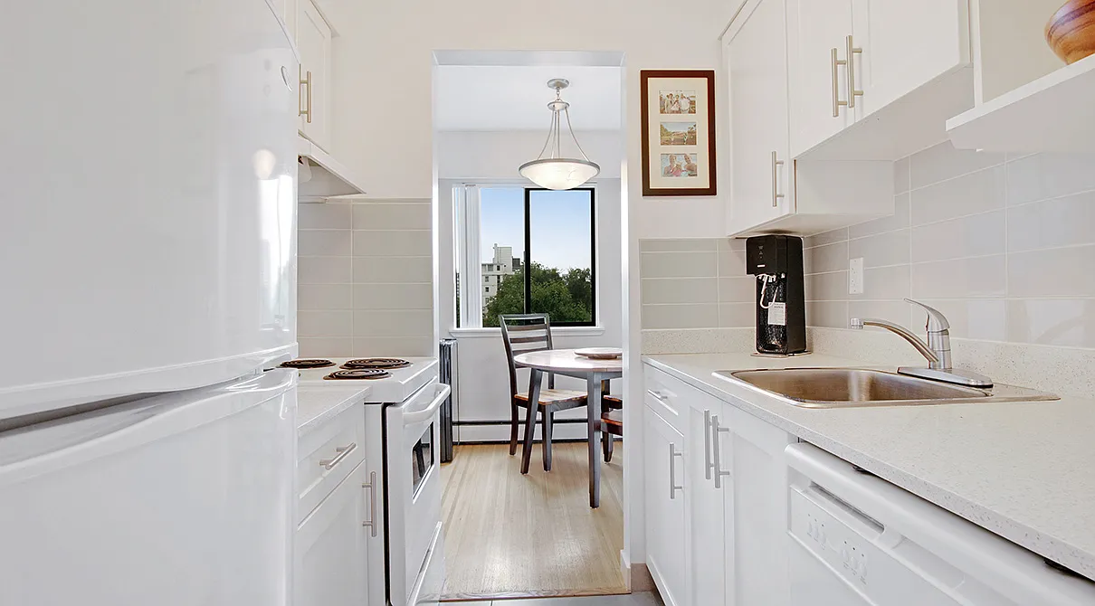 1355 Pendrell St #801 photo 1