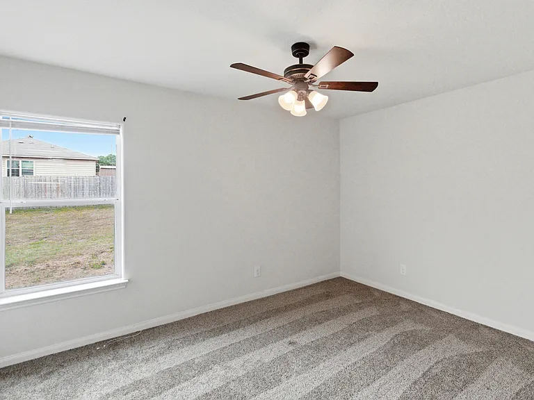 6230 Lake Victoria St — Photo 15