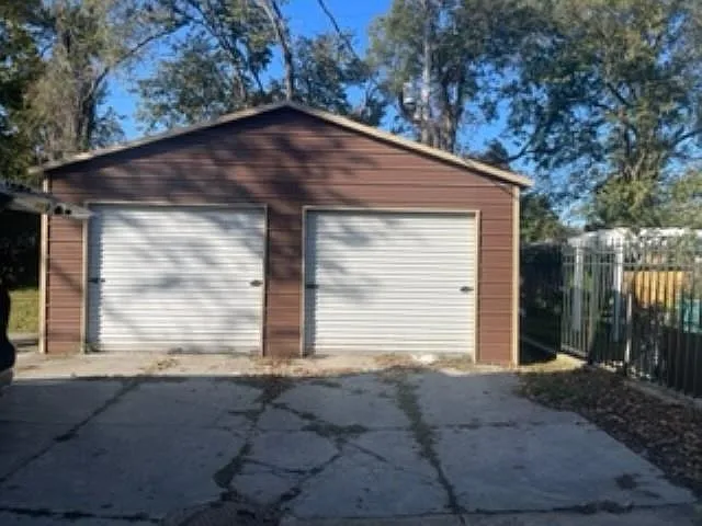 1676 S Parkway E — Photo 21