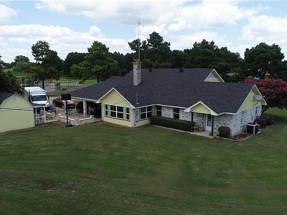 4th image of 299 County Road 32505