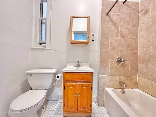 Rented by Doorway NYC, LLC | media 6