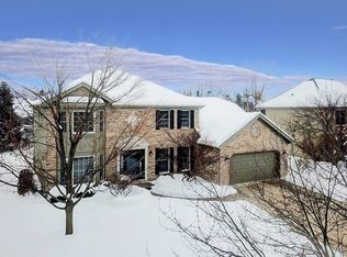 1212 Bards Ave, Naperville, IL 60564