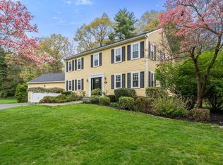 5 Blackhorse Ln, Hingham, MA 02043