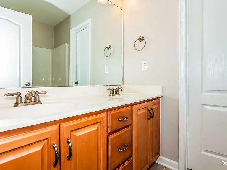 113 Margaret Hoffman Dr — Photo 14