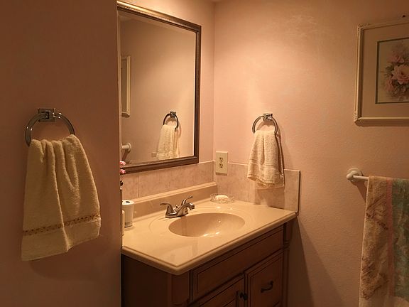 3rd image of 7400 College Pkwy APT 6C