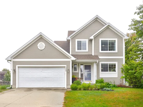520 SE Murphy Dr, Waukee, IA 50263