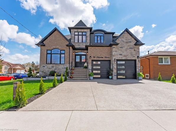 54 Chipman Ave, Hamilton, ON L9A 2T1