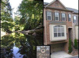 2672 Rivers Edge Dr NE, Atlanta, GA 30324