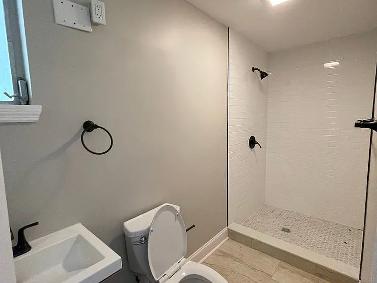 5247 Cleveland Rd — Photo 11