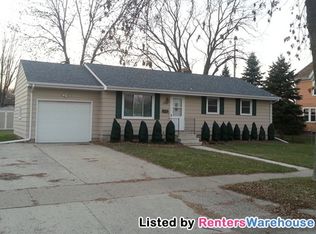 1521 Ford Ave N, Glencoe, MN 55336